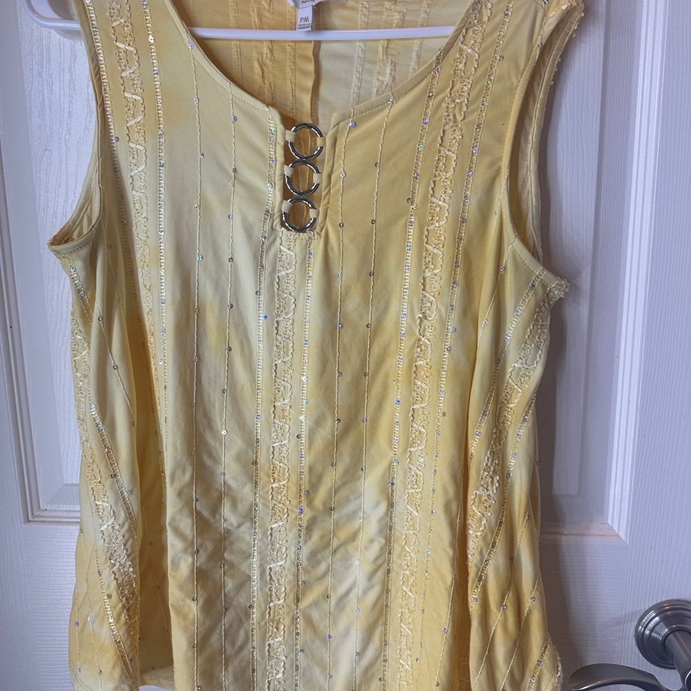 Coral Bay Yellow Sleeveless Blouse with Ring Accents